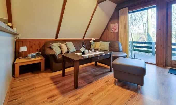 Bad Arolsen Casa | Estupenda casa de vacaciones privada para 5 personas con WIFI, TV, patio y aparcamiento