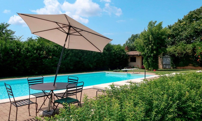 Hyeres Casa | Maravillosa casa de vacaciones privada con WIFI, piscina privada, TV, patio y aparcamiento