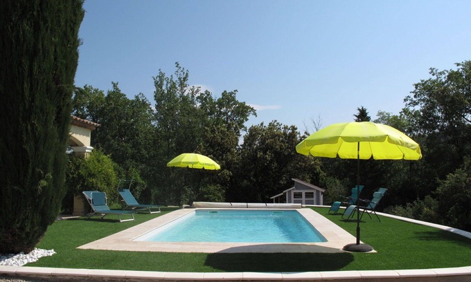 Le Val Casa | Preciosa casa de vacaciones privada con piscina privada, WIFI, TV, terraza y aparcamiento