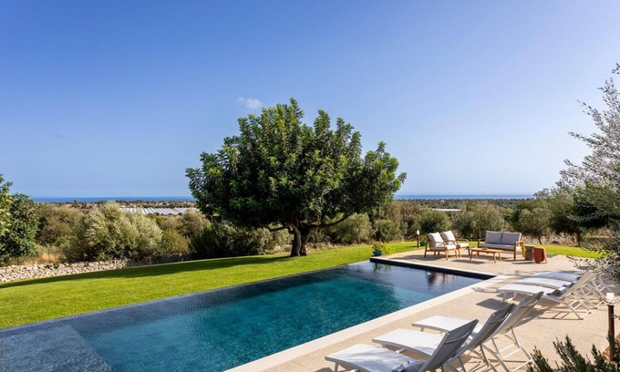 Modica Villa | Preciosa casa de vacaciones privada con A/C, WIFI, piscina privada, TV, terraza, aparcamiento