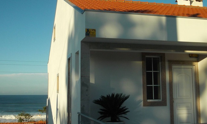 Vila Praia de Ancora Villa | Hermosa villa con terraza y jardín, cerca de la playa con hermosa vista al mar
