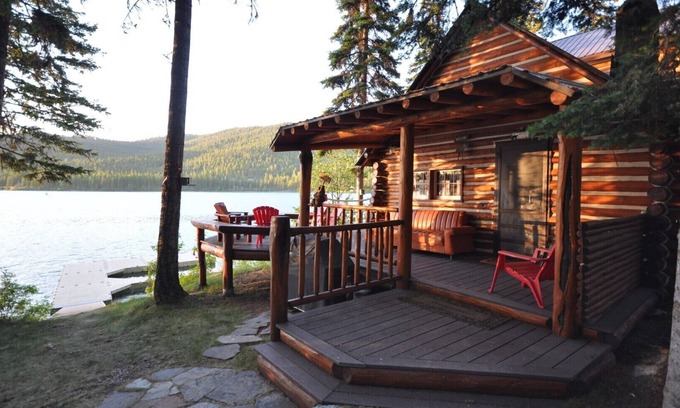 Kalispell Cabina | Capacidad para 4 personas en la cabina principal, hasta 9 personas con litera incluida