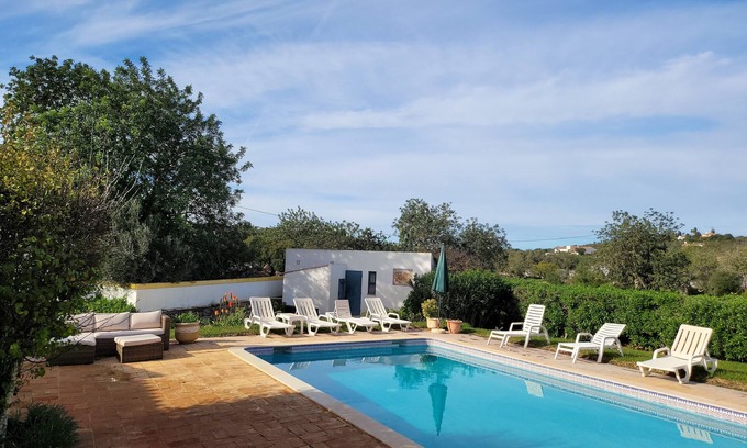 Boliqueime Casa | Beautiful quiet apartment close to everything