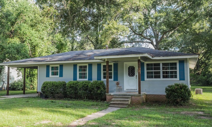 Hattiesburg Casa | Beautiful, Quiet Getaway