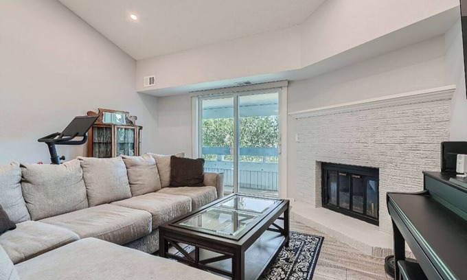 Aurora Condominio | Beautiful remodeled Condo in Aurora Colorado - Single Room