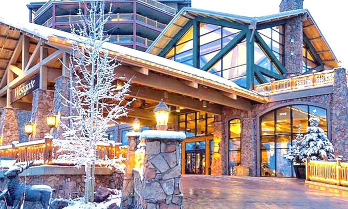 The Timbers Complejo | Beautiful resort in the heart of Canyons Village. 50% off end-of-season price.
