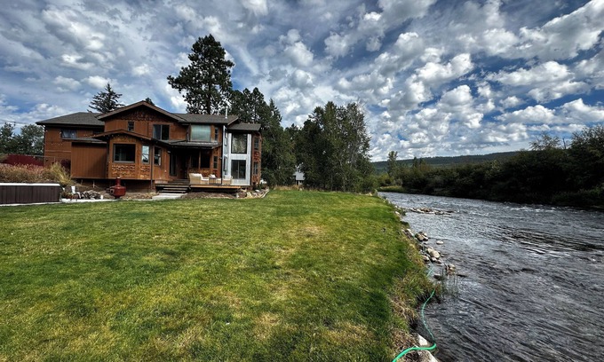 Bayfield Casa | Beautiful river front home with fly fishing skiing hiking kayaking and much more