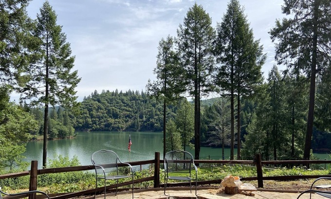 Cedar Ridge Apartamento | Beautiful Rollins Lake Inn - Studio Cabin #3
