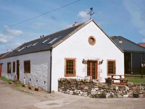 Newbridge Casa | Beautiful Rural 3BR Cottage with Stunning Views