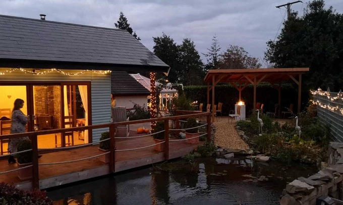 Downpatrick Apartamento | Beautiful rural getaway with adjoining properties ideal for couples or friends