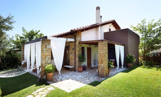Kassandra Villa | Beautiful Sani Villa