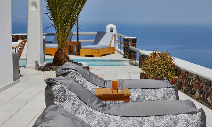 Vourvoulos Villa | Beautiful Santorini Villa | Villa Calypso | 3 Bedrooms | Private Terrace & Heated Pool | Wonderful Sea Views | Imerovigli