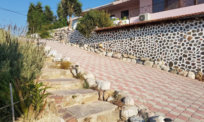 Kamiros Apartamento | Hermoso apartamento con vistas al mar