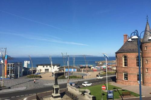 Portrush Apartamento | Beautiful Sea view, Entire 2 bed Apartment, Portrush centre West Strand BeachView