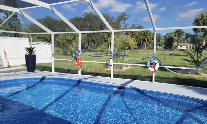 Joel Casa | Beautiful Seasonal Home w/pool