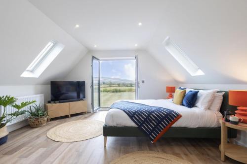 Mangotsfield Casa | Beautiful Self Contained Loft Studio Home in Rural Toddington