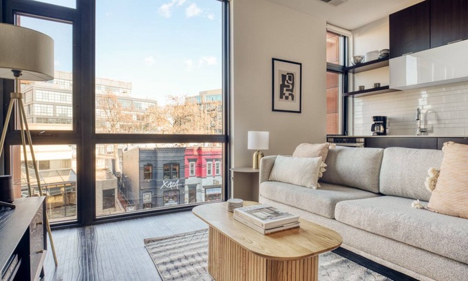 Shaw Apartamento | Beautiful Shaw Jr 1BR w/ W/D, Roof & Gym, nr U St, by Blueground