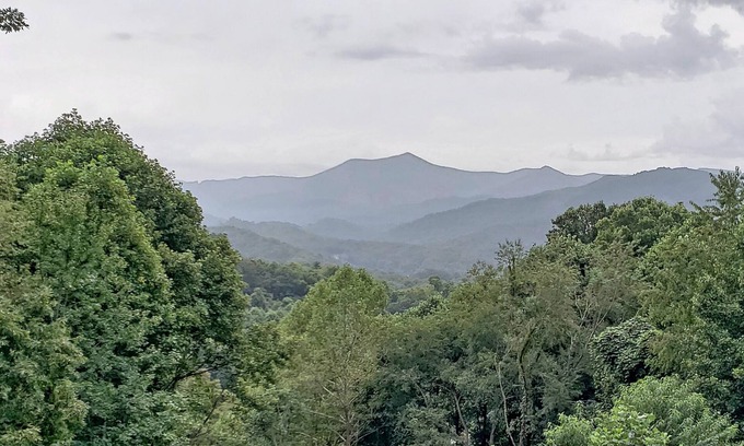 Sylva Casa | Hermosa Smoky Mountain Home 2/2 BB Vista increíble!