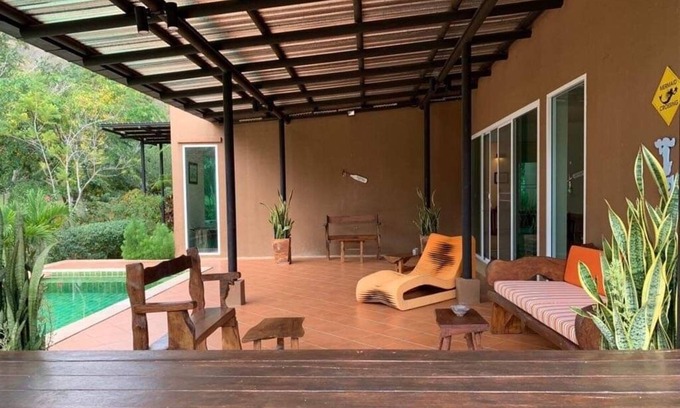 Nong Nam Daeng Villa | Hermosa, espaciosa y acogedora villa con piscina residencia
