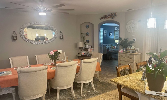 Palmdale Casa | Beautiful & Spacious 4 bedroom 3 full bath home, located in Palmdale, CA