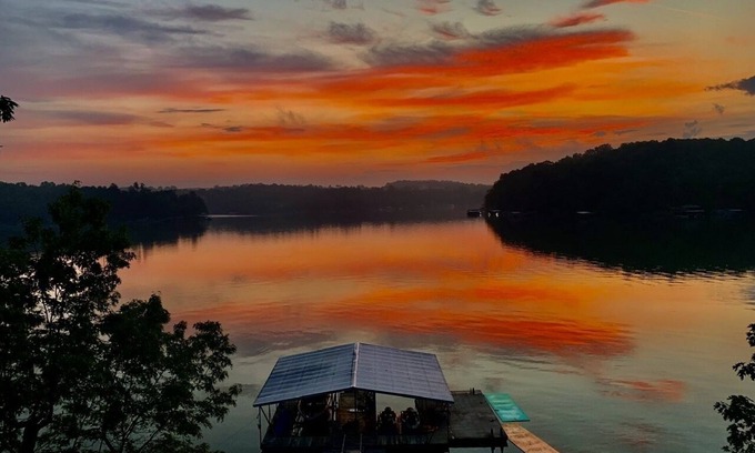 Crane Hill Casa | Beautiful Spot on Smith Lake