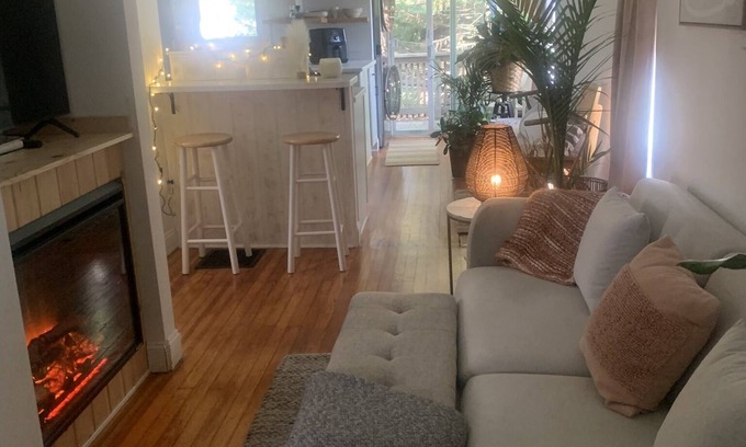Spring Lake Heights Casa | Beautiful Spring Lake resort town with great shopping and restaurants!