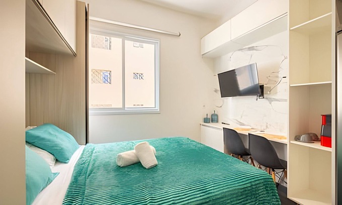 Santa Paula Casa | Beautiful Studio São Caetano Barcelona ap412