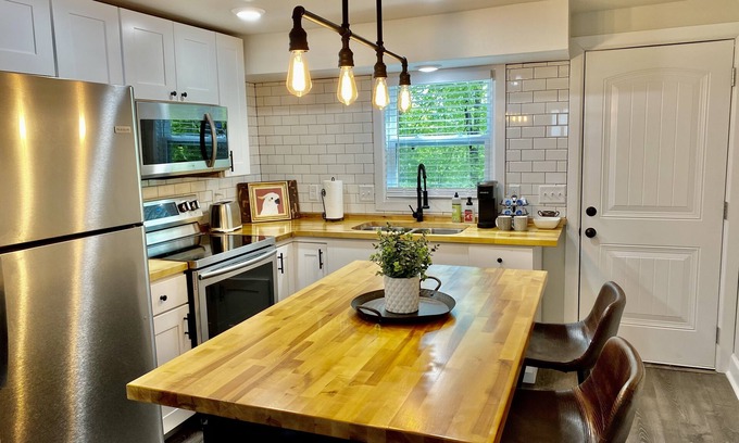 Mena Apartamento | Beautiful studio apartment on Gorgeous Talimena Scenic Drive