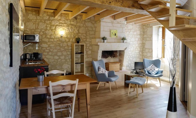 Ligre Apartamento | Hermoso estudio en una aldea histórica cerca de Chinon y los castillos del Valle del Loira