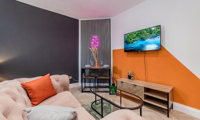 Montpelier Apartamento | Beautiful Studio Next to Beach & Shopping Center