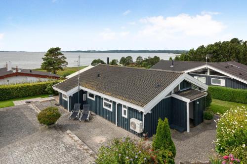 Egsmark Strand Casa | Beautiful Summer House With Sea View Near Ebeltoft