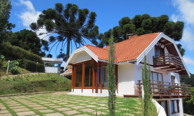 Alto da Boa Vista Casa | Preciosa casa adosada con magnificas vistas y confort! Casa sedienta con 3 hermosos chalets