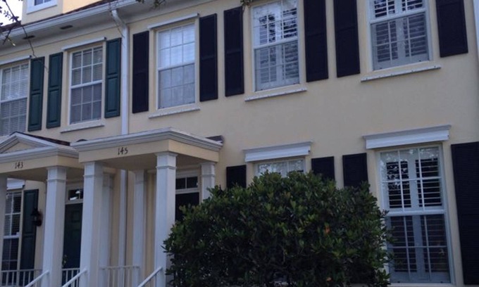 Town Center Casa | Hermosa TownHouse Ubicado En Presigous Charleston Abacoa Curso de togolf paso.
