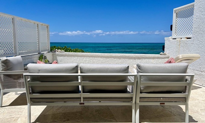 Nassau Casa | Hermosa casa adosada con vista al mar en comunidad segura y privada.