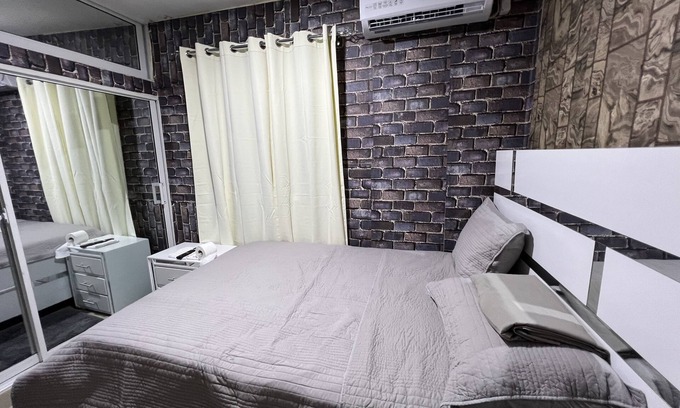 Tropical del Este Apartamento | Beautiful two bedrooms one bathroom apartment