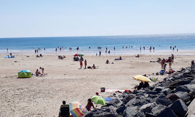 Lessay Casa | Hermosa propiedad de dos dormitorios en jardines apartados cerca de Lessay y playas de arena
