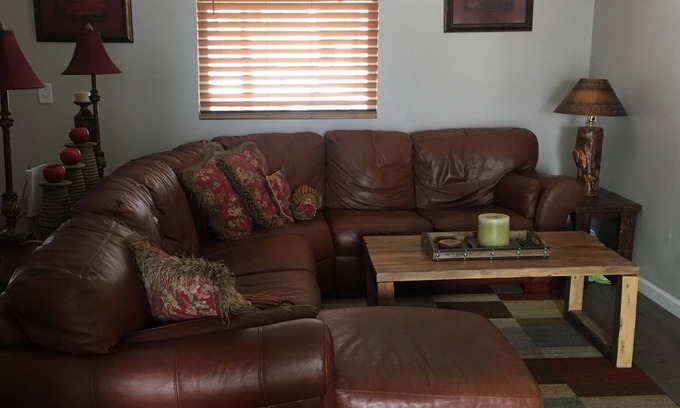 Butte Casa | Beautiful uptown home close to Montana Tech