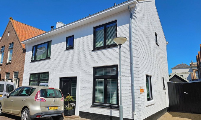 Domburg Casa | Beautiful vacation home for 2 with sauna in ideal location in Domburg!