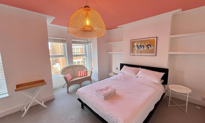 Gorleston-on-Sea Casa | Beautiful Victorian Family Home in Gorleston on Sea by the beach