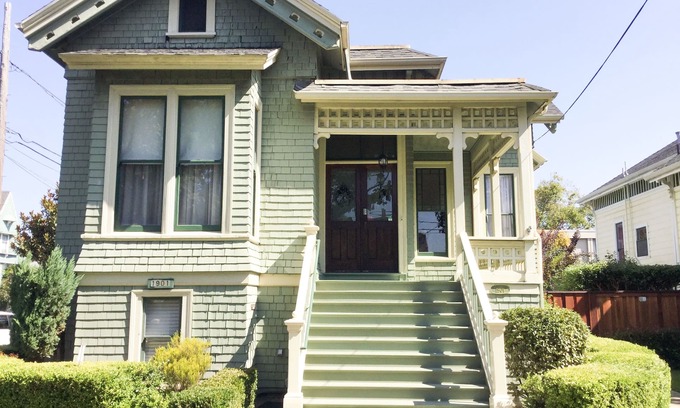 Alameda Casa | NUEVA LISTA - En el corazón de Alameda. Minutos de San Francisco
