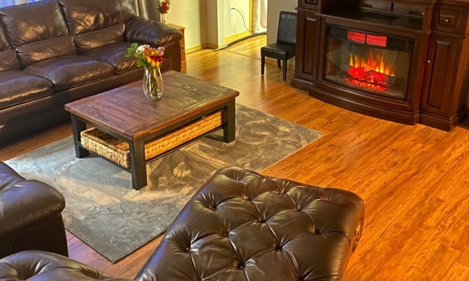 Mossyrock Casa | Beautiful View of , and just steps away from Swofford Pond