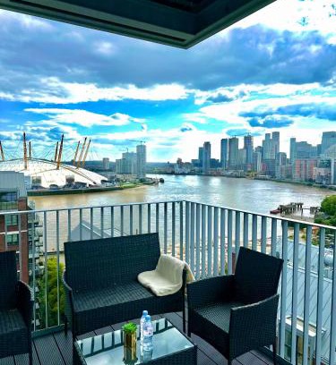 Docklands Apartamento | Beautiful view to Canary Wharf , O2 arena , near by London Excel 3-beds