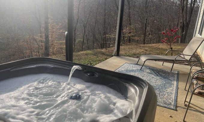 Franklin Casa | Beautiful Views, Endless views, Spacious home with privacy & hot tub Gem mining