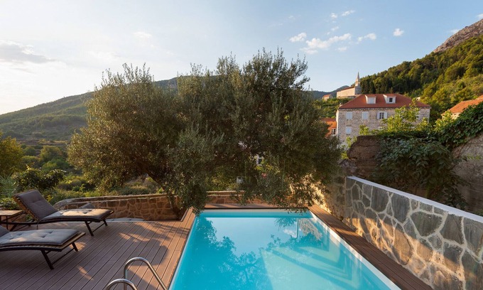 Pitve Villa | Beautiful Villa Bea