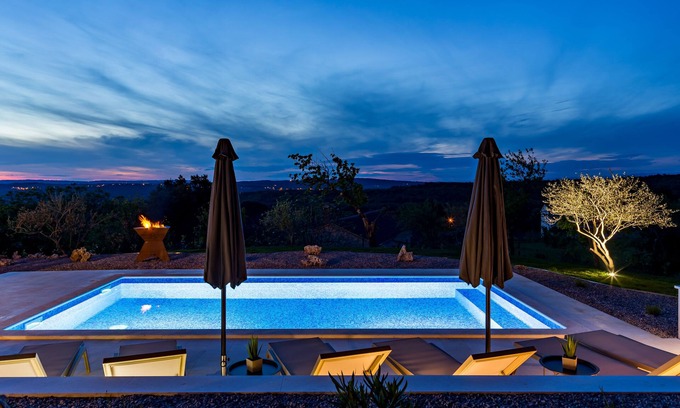 Rogocana Villa | Beautiful Villa Calla with pool