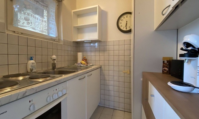 Losone Casa | Casa de vacaciones con WIFI, TV, patio, mascotas permitida, vista panorámica, aparcamiento