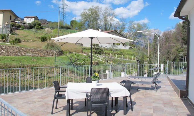 Massa Casa | Preciosa casa de vacaciones para 2 personas con WIFI, TV, terraza y aparcamiento