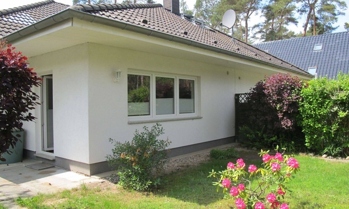 Lubmin Casa | Estupenda casa de vacaciones para 4 personas con WIFI, TV, patio y aparcamiento