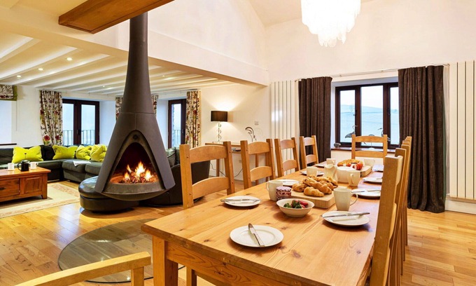 Bretherdale Casa | Estupenda casa de vacaciones para 10 personas con WIFI, TV y aparcamiento