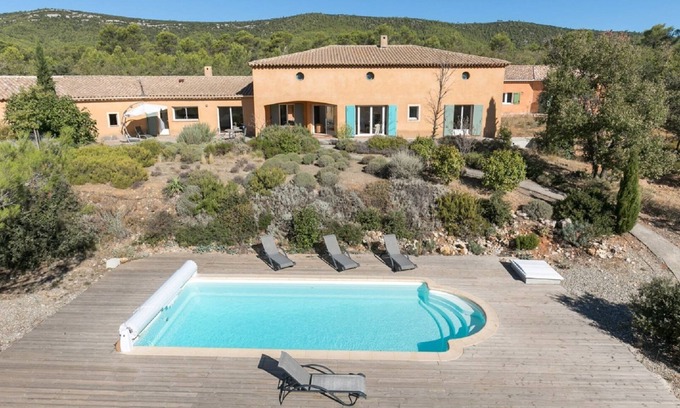 Nans-les-Pins Casa | Hermosa villa en los viñedos.